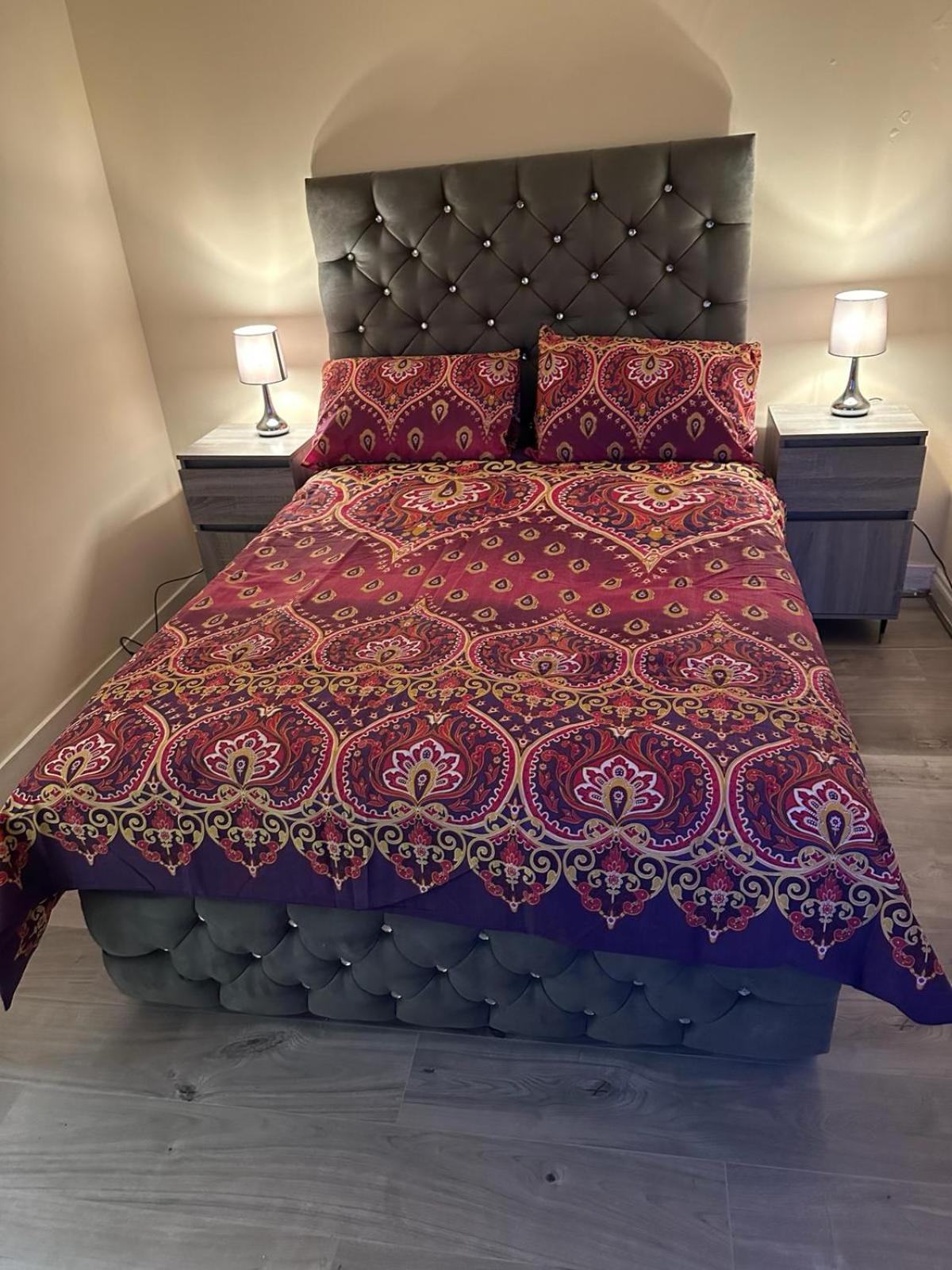 Elsaro Otel Slough Dış mekan fotoğraf