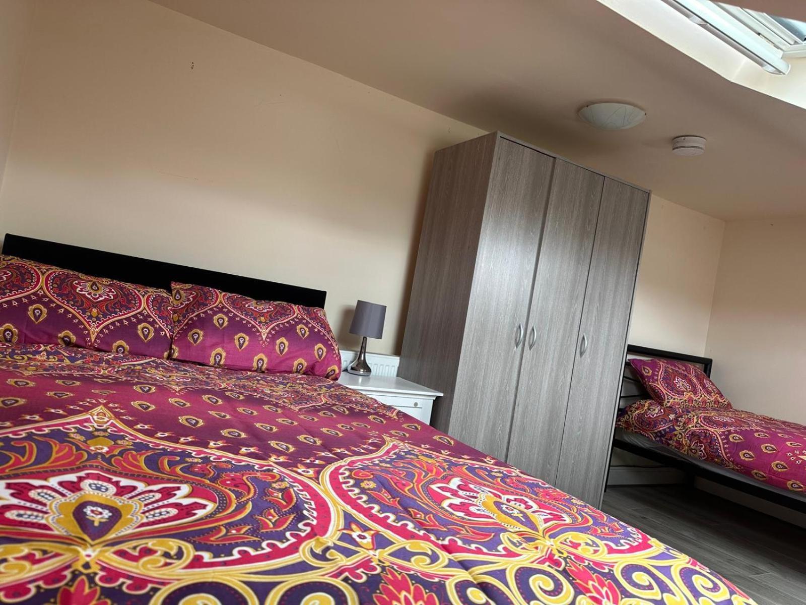 Elsaro Otel Slough Dış mekan fotoğraf